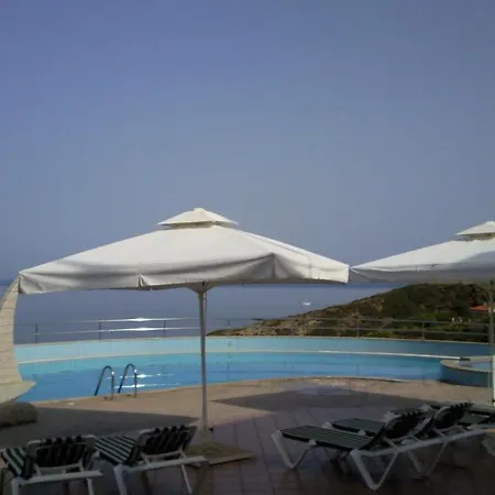 Hotel La Caletta 3*