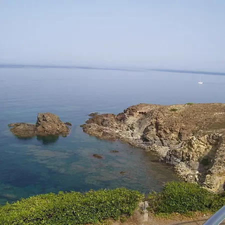 La Caletta 3*
