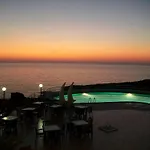La Caletta Szálloda